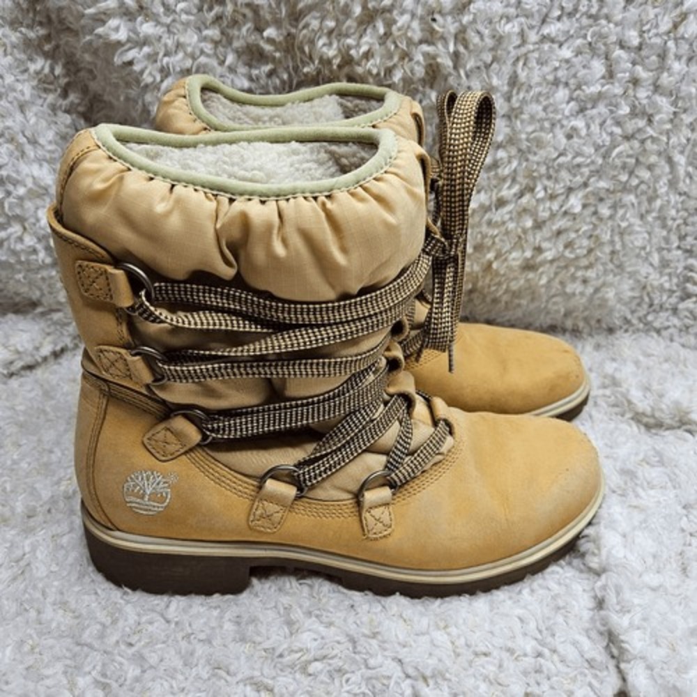 Timberland Winter Tim's in Wheat Leather Sherpa lined Laceup boots sz 9